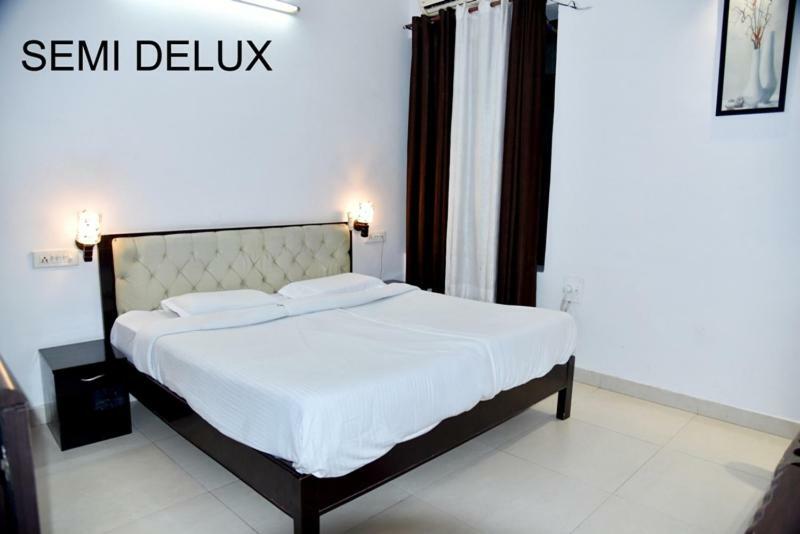 Hotel Royal Classic Bareilly Eksteriør bilde