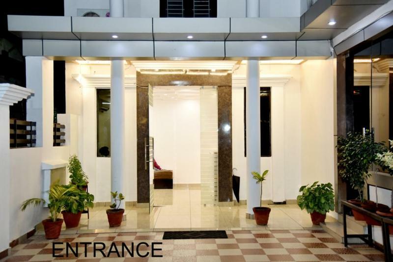 Hotel Royal Classic Bareilly Eksteriør bilde